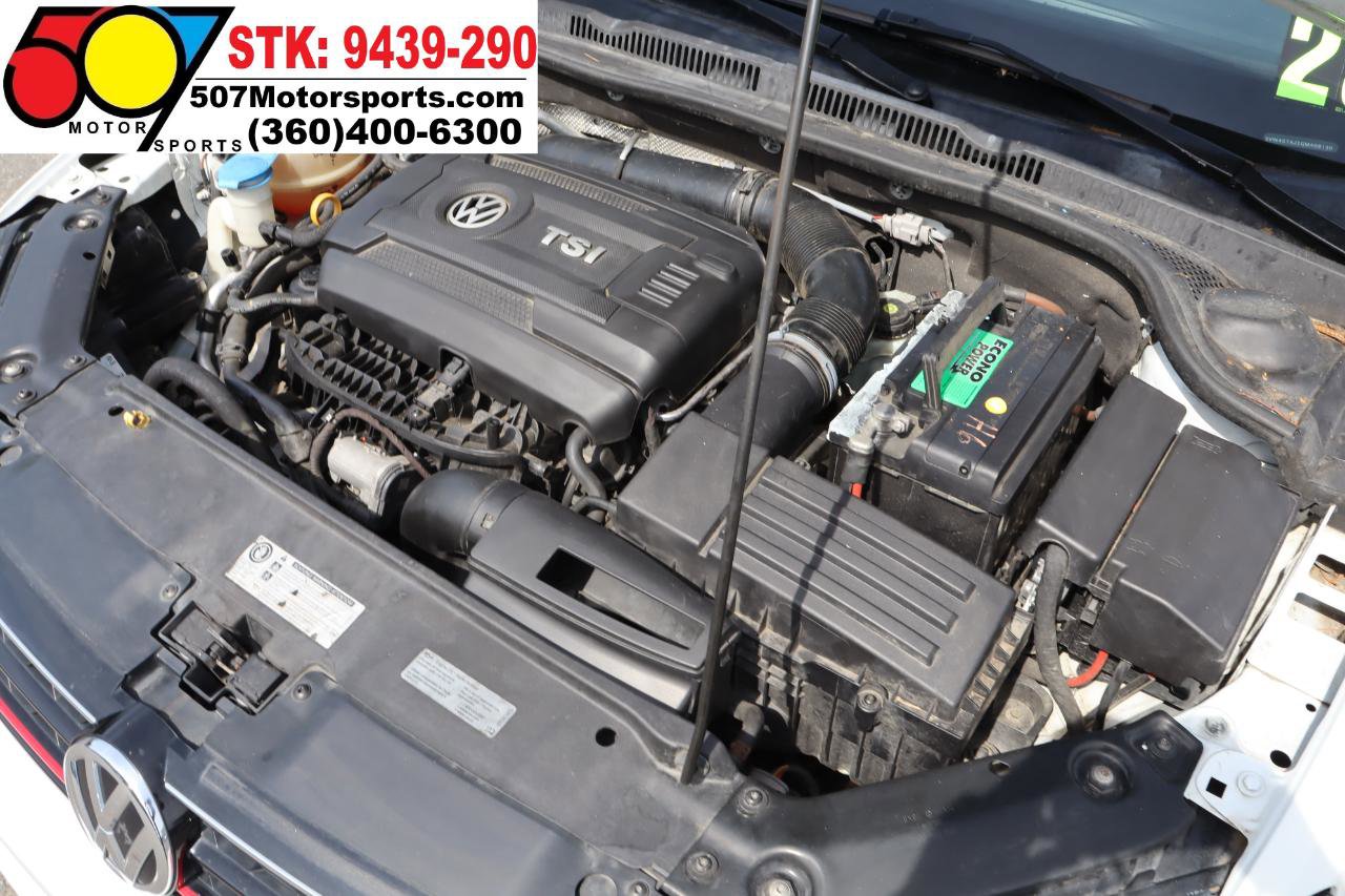 Used 2016 Volkswagen Jetta GLI SE FWD image 20