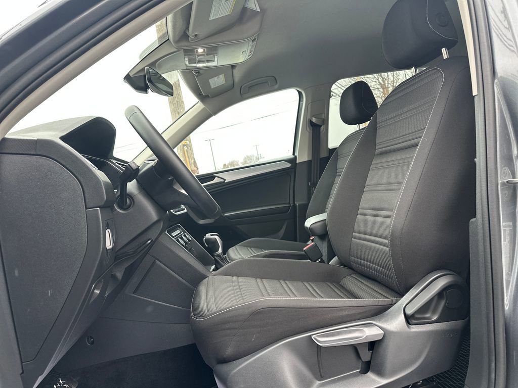 Certified 2024 Volkswagen Tiguan S image 3