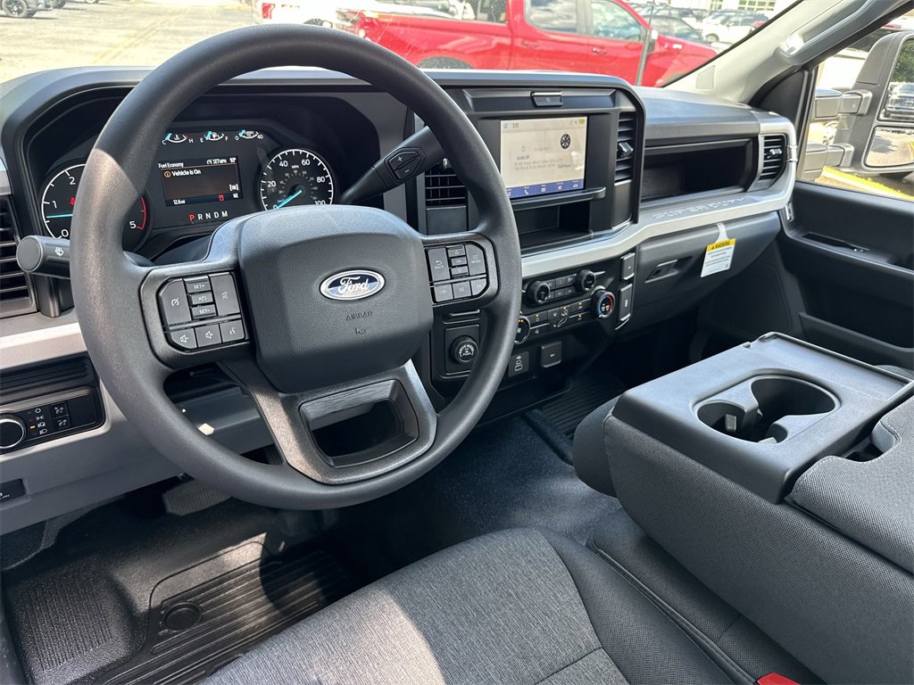 New 2025 Ford F350 XL w/ 360-Degree Camera Package image 14