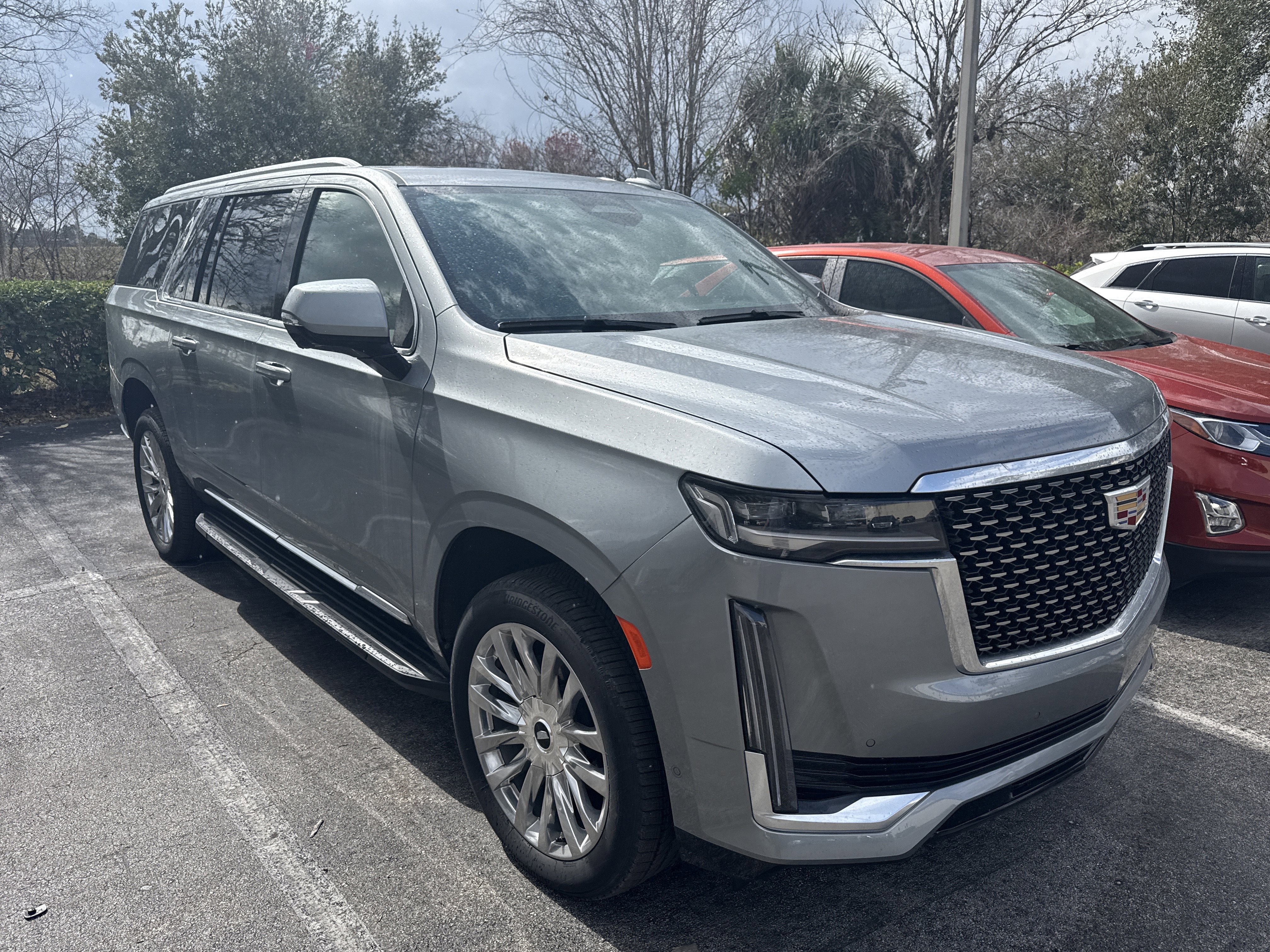 Certified 2024 Cadillac Escalade ESV Premium Luxury image 2