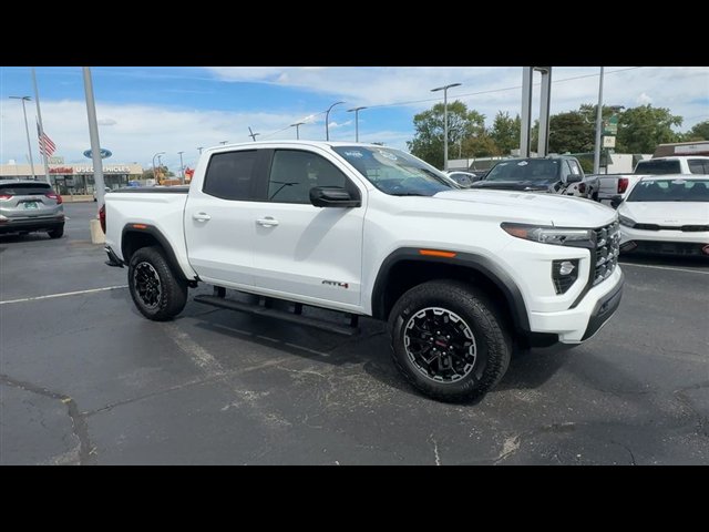 Certified 2026 GMC Canyon AT4 w/ Technology Plus Package AWD/4WD image 2