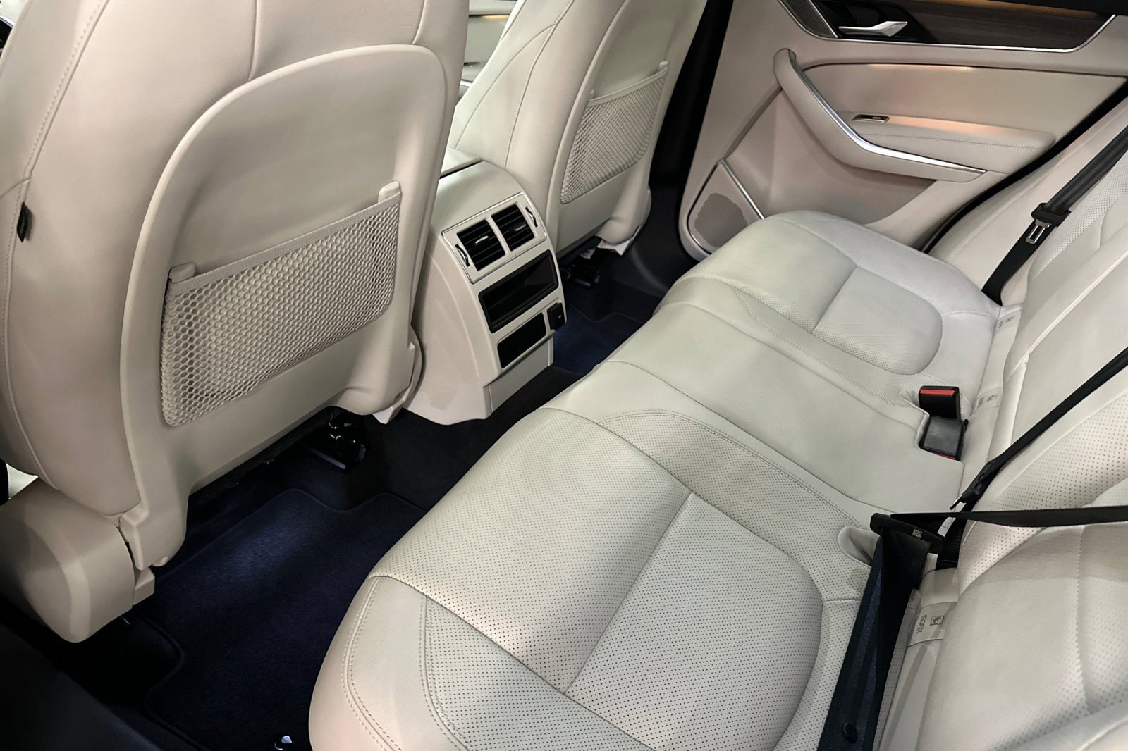 Used 2022 Jaguar F-PACE S image 26