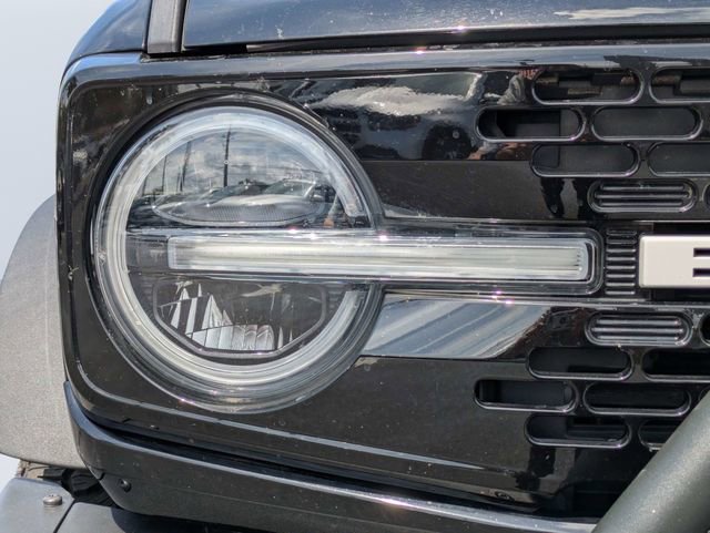 Used 2022 Ford Bronco Wildtrak image 9