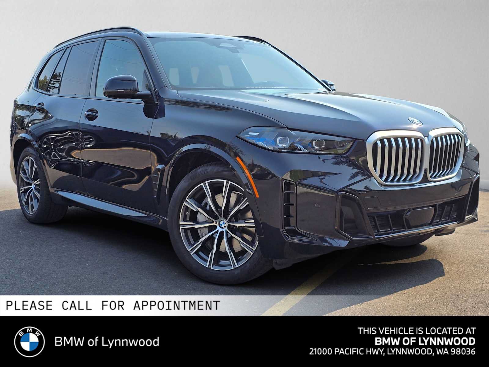 New 2026 BMW X5 xDrive50e w/ M Sport Package AWD/4WD image 1