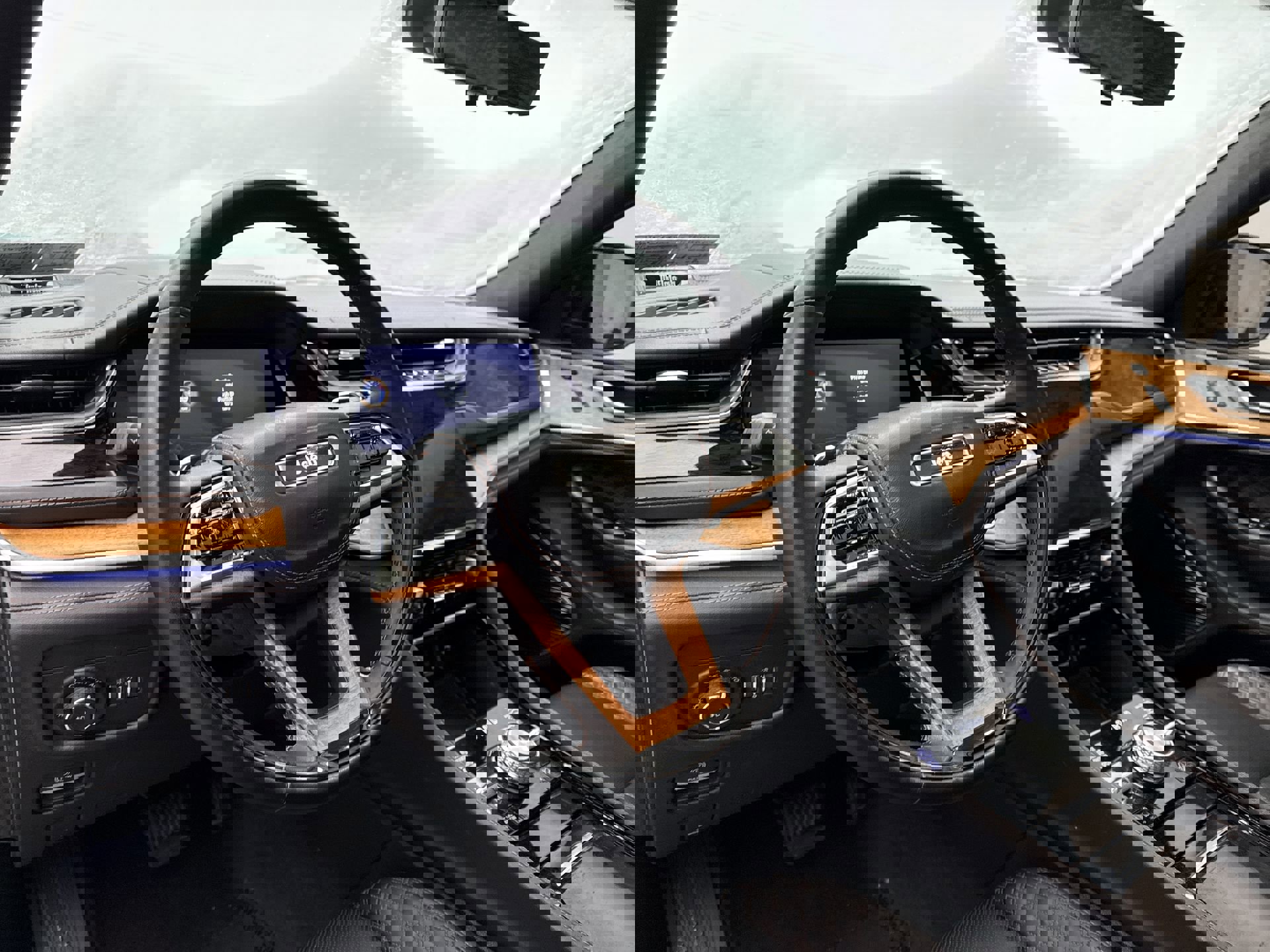 Used 2022 Jeep Grand Cherokee L Summit image 10