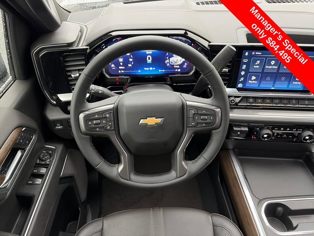 Used 2026 Chevrolet Silverado 3500 High Country AWD/4WD image 11