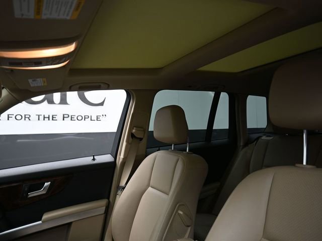 Used 2012 Mercedes-Benz GLK 350 4MATIC image 17