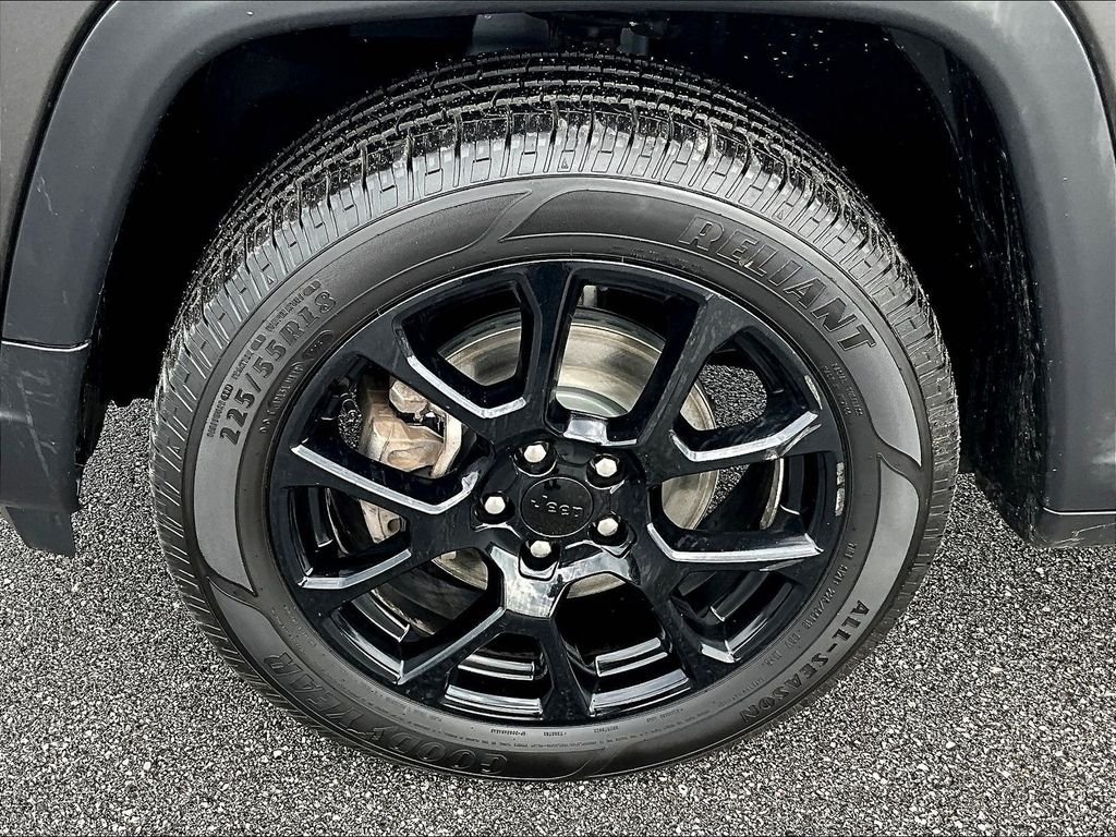 Used 2022 Jeep Compass Latitude AWD/4WD image 7