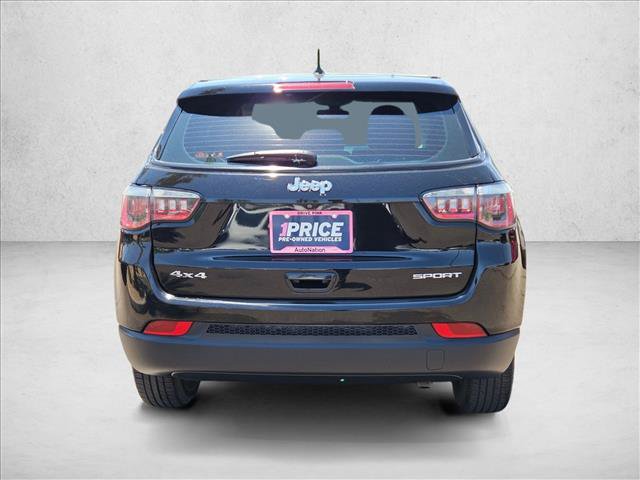 Used 2018 Jeep Compass Sport AWD/4WD image 6