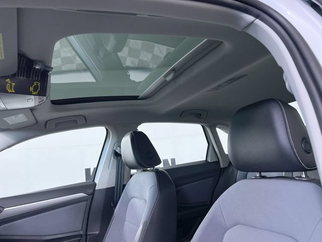 New 2026 Volkswagen Jetta SE FWD image 21