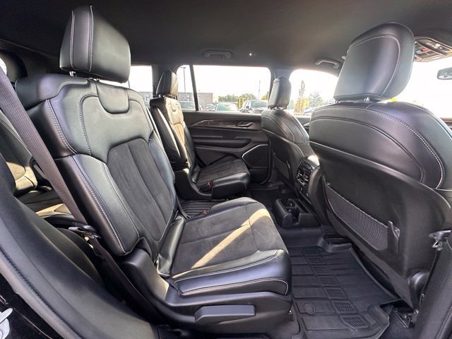Used 2021 Jeep Grand Cherokee L Laredo AWD/4WD image 29