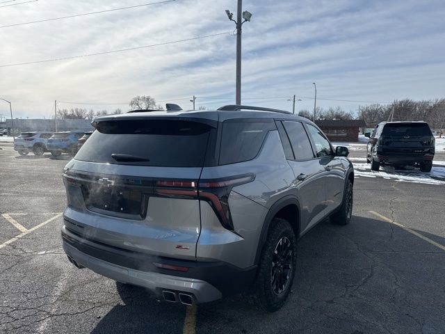 Used 2025 Chevrolet Traverse Z71 w/ Driver Confidence Package image 7