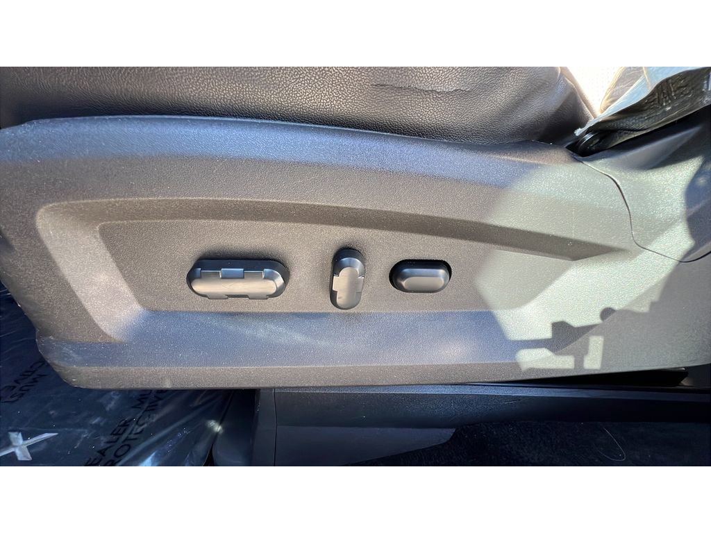 Used 2008 Lincoln MKX AWD image 24