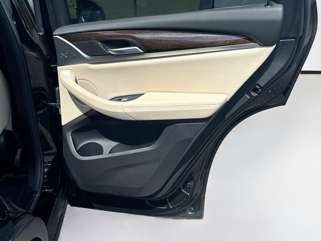 Used 2024 BMW X3 sDrive30i w/ Convenience Package RWD image 18