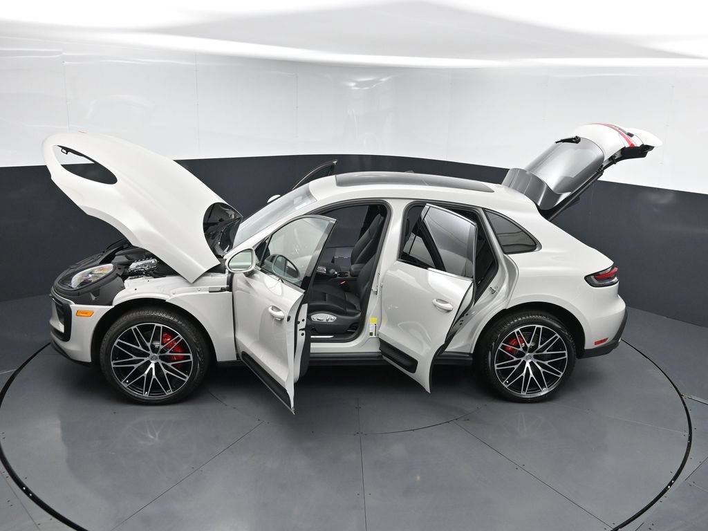New 2026 Porsche Macan S AWD/4WD image 31