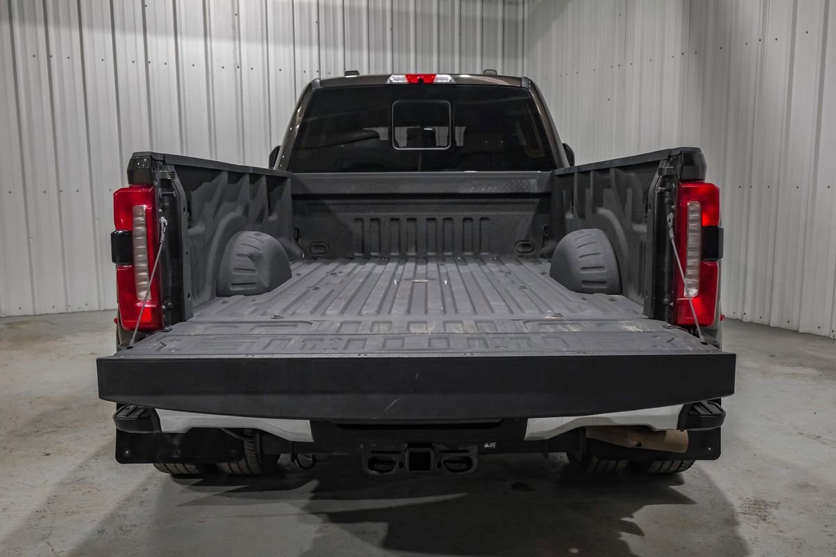 Used 2024 Ford F350 Lariat w/ FX4 Off-Road Package image 61