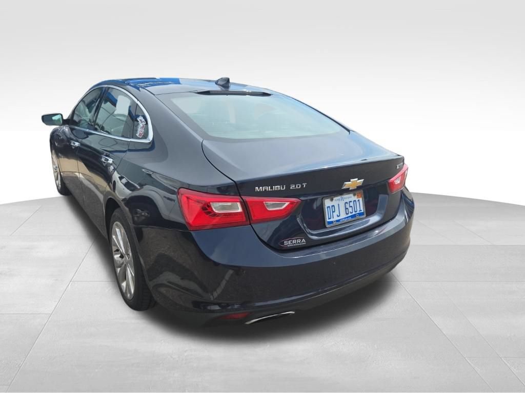 Used 2018 Chevrolet Malibu Premier FWD image 4
