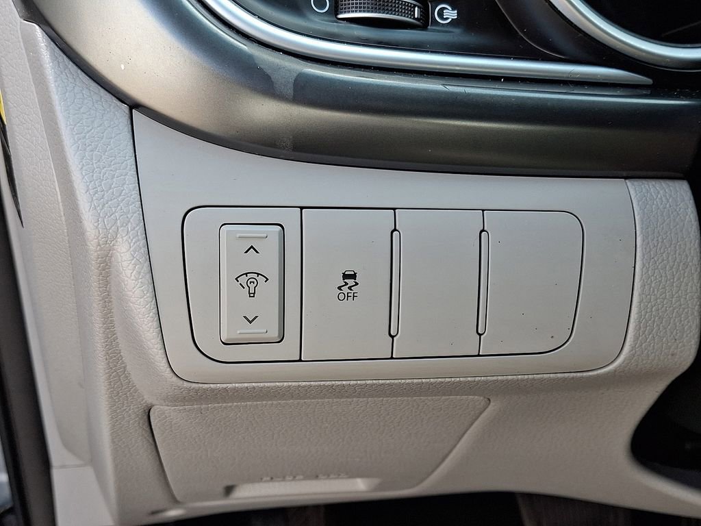 Used 2015 Kia Optima LX image 23