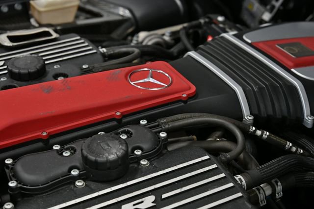 Used 2006 Mercedes-Benz SLR image 37