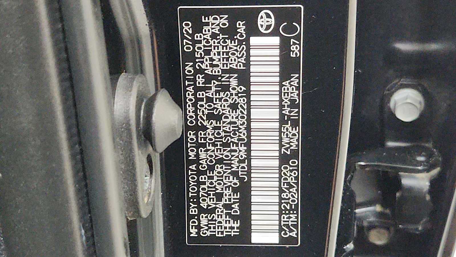 Certified 2021 Toyota Prius LE AWD/4WD image 11