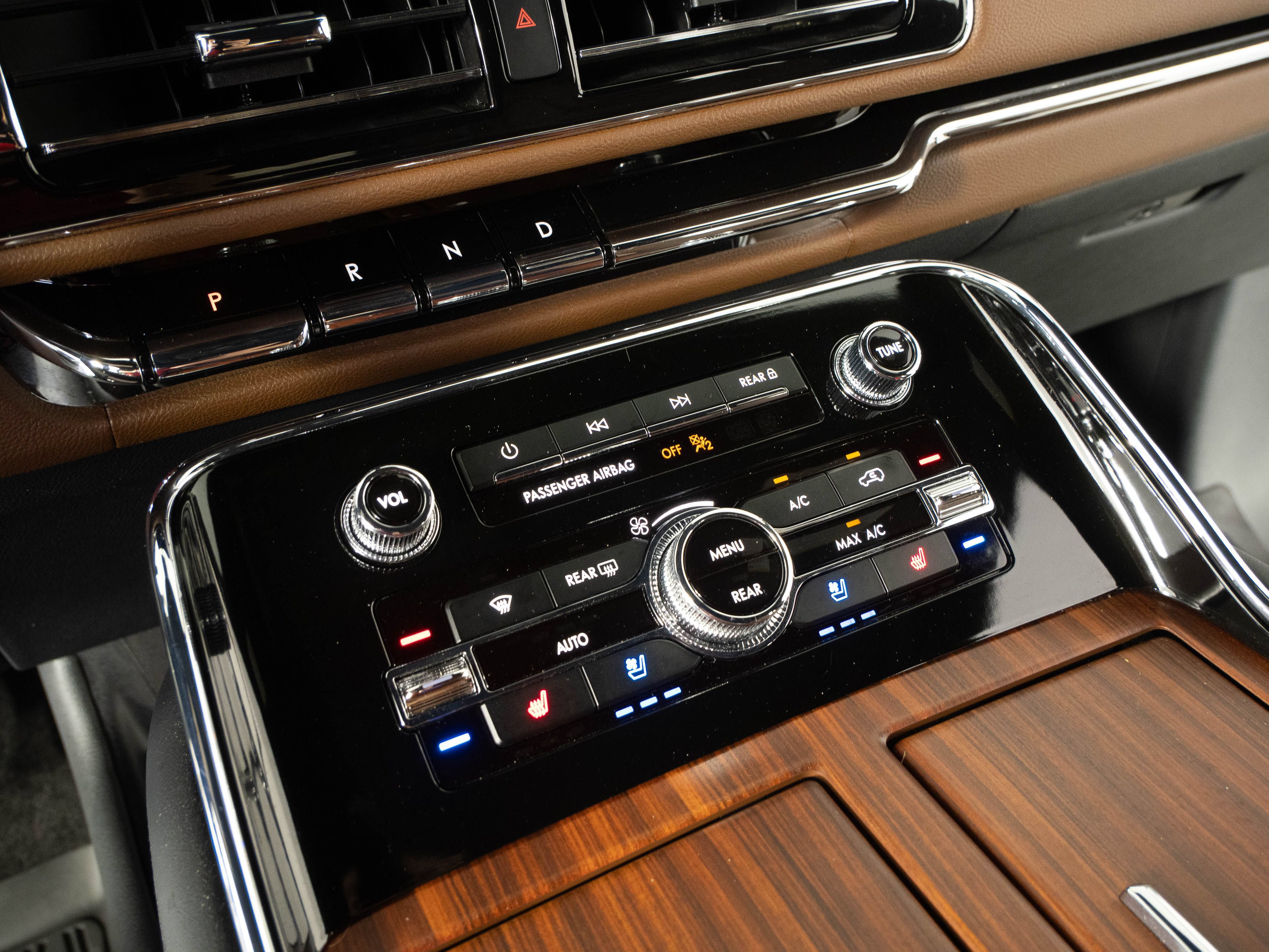 Used 2024 Lincoln Navigator Reserve AWD/4WD image 15