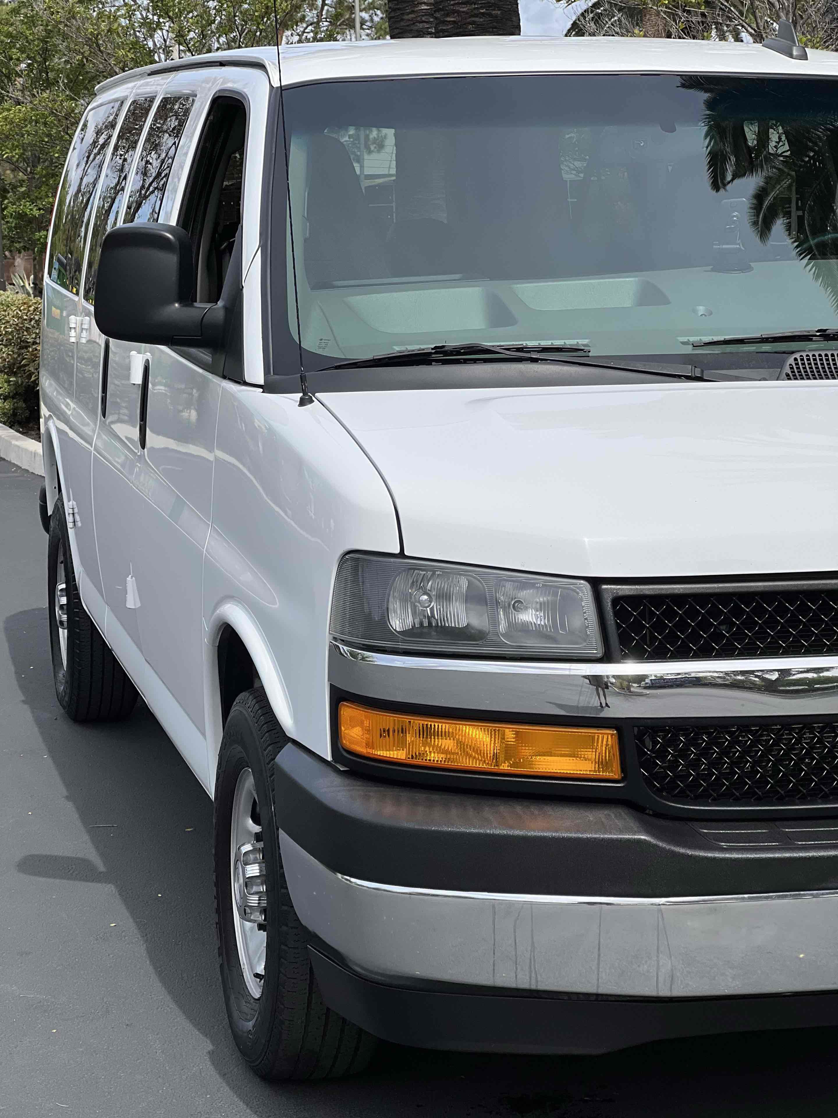 Used 2018 Chevrolet Express 3500 LT w/ LT Preferred Equipment Group RWD image 47