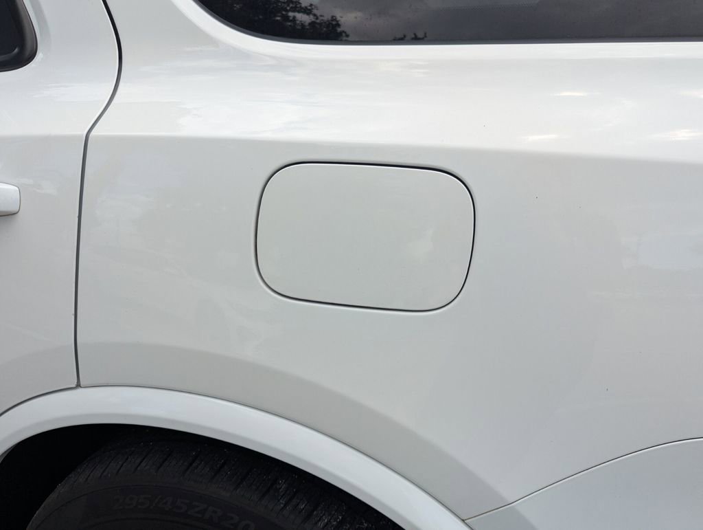 Used 2019 Dodge Durango SRT w/ Technology Group AWD/4WD image 18