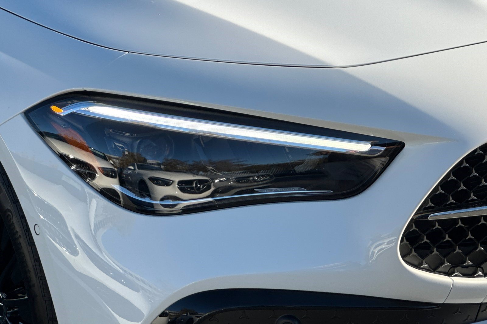 New 2027 Mercedes-Benz CLE 300 4MATIC Cabriolet image 11