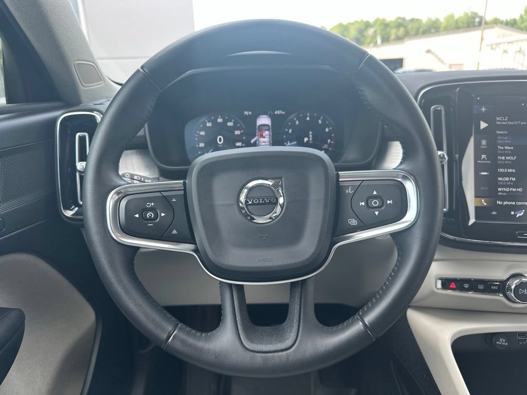 Used 2019 Volvo XC40 T5 Momentum AWD/4WD image 18