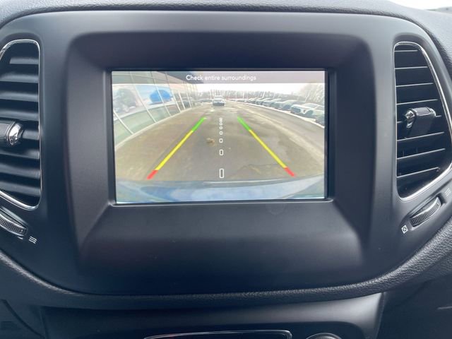 Used 2019 Jeep Compass Latitude image 14