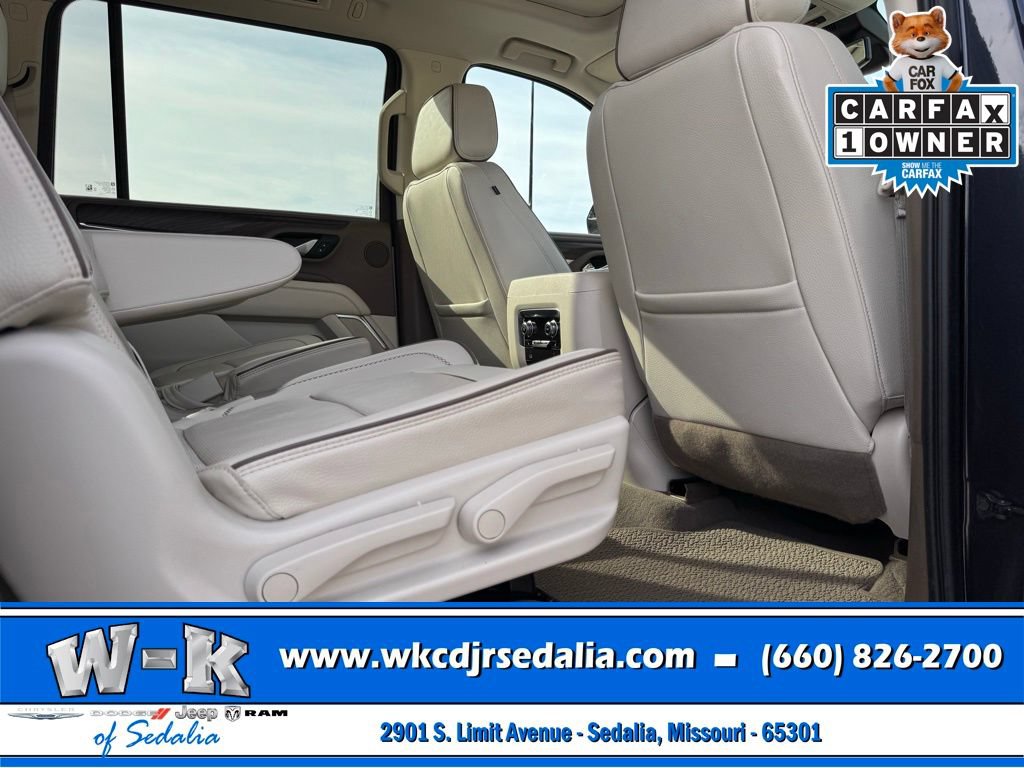 Used 2023 GMC Yukon XL Denali AWD/4WD image 33