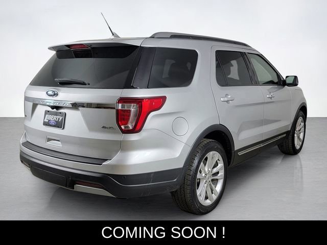 Used 2019 Ford Explorer XLT w/ Equipment Group 202A AWD/4WD image 3