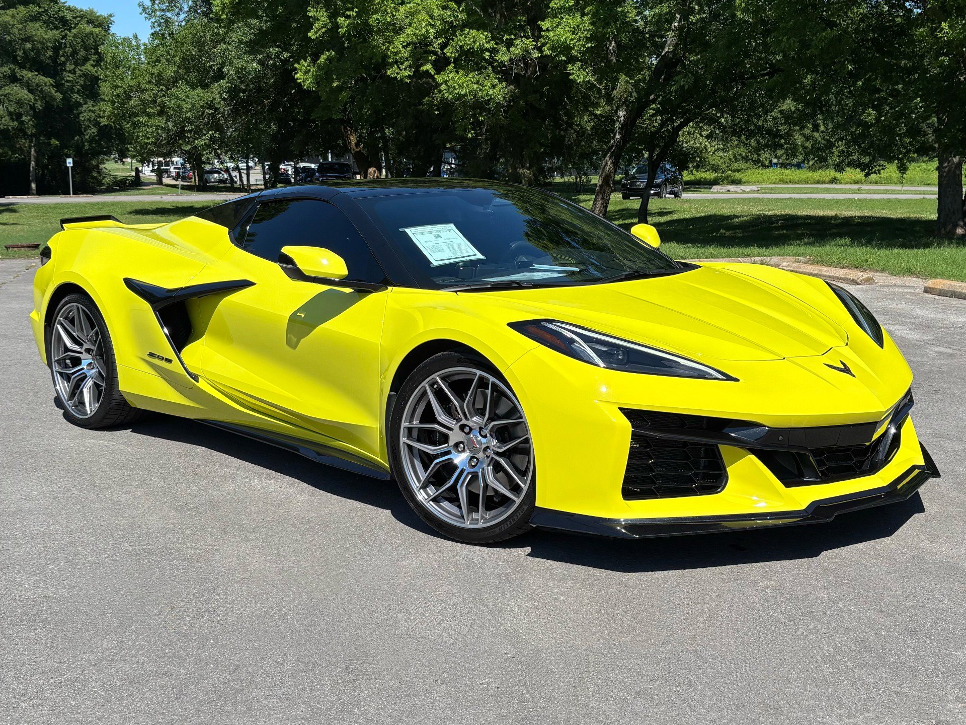 Used 2024 Chevrolet Corvette Z06 RWD video 1