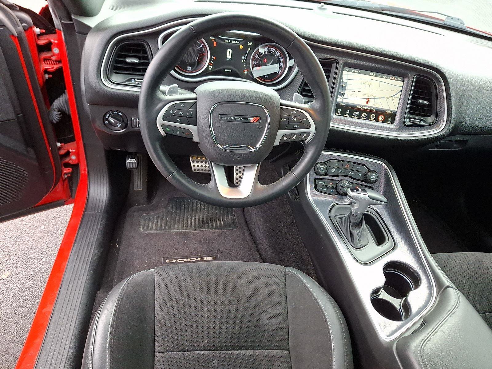 Used 2016 Dodge Challenger R/T Scat Pack w/ Leather Interior Group image 12