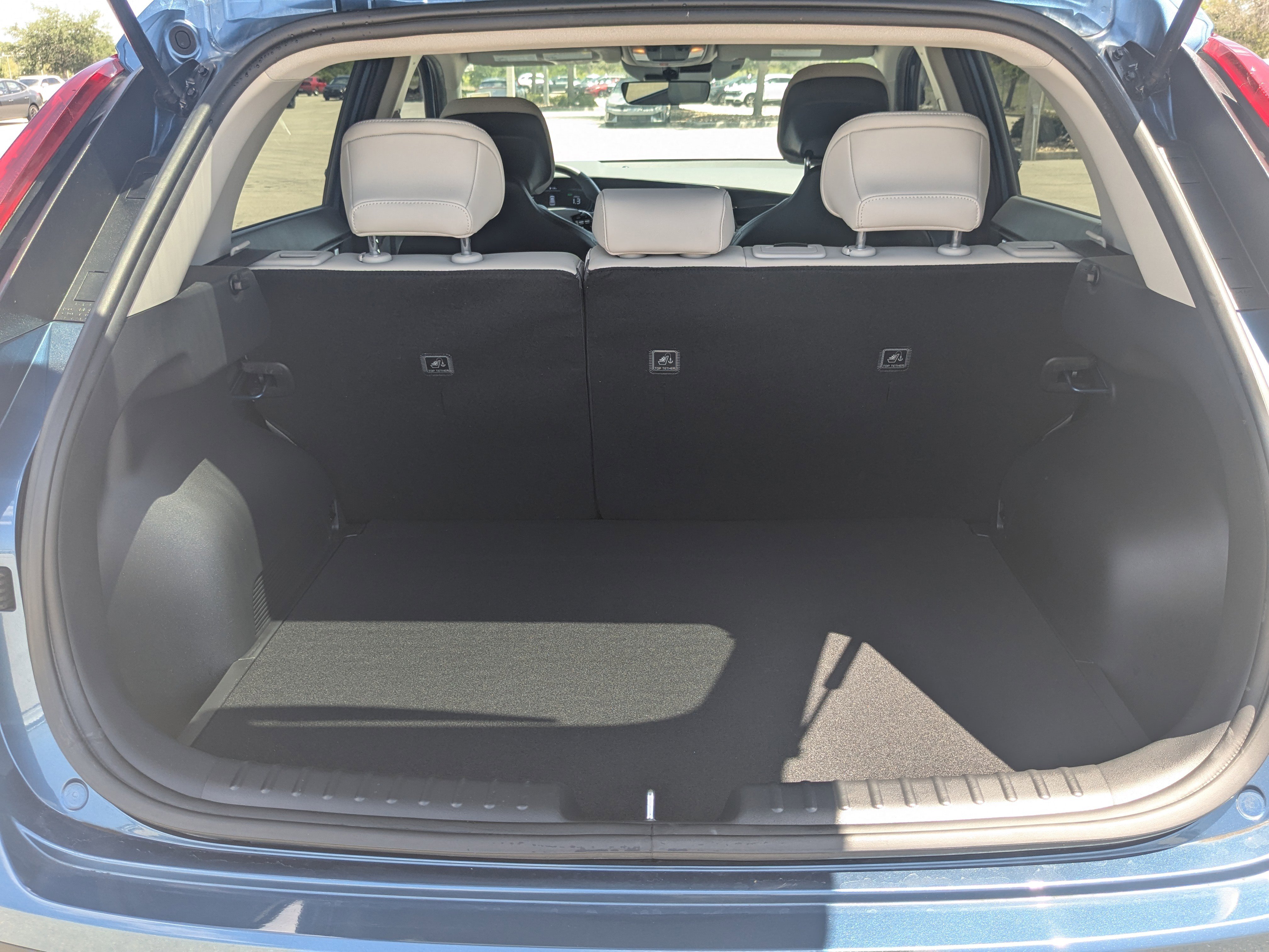 Certified 2024 Kia Niro EX FWD image 14