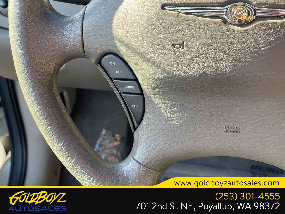 Used 2005 Chrysler Sebring Convertible FWD image 16