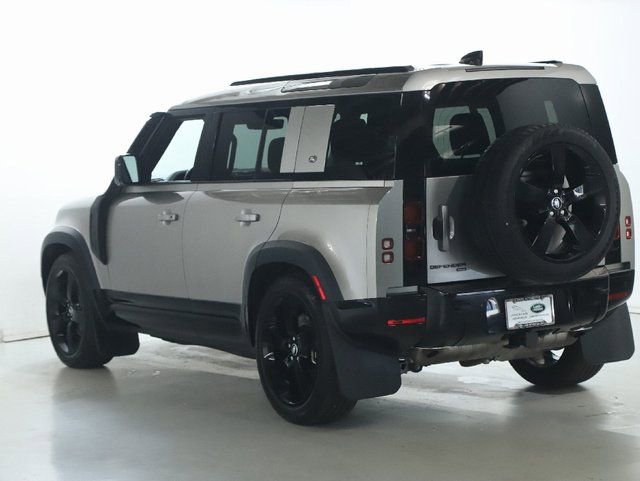 Used 2022 Land Rover Defender 110 X-Dynamic HSE AWD/4WD image 5