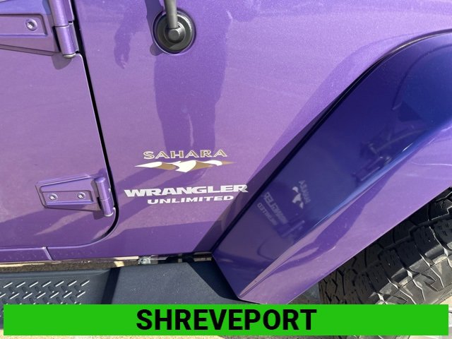 Used 2017 Jeep Wrangler Unlimited Sahara w/ Connectivity Group image 4