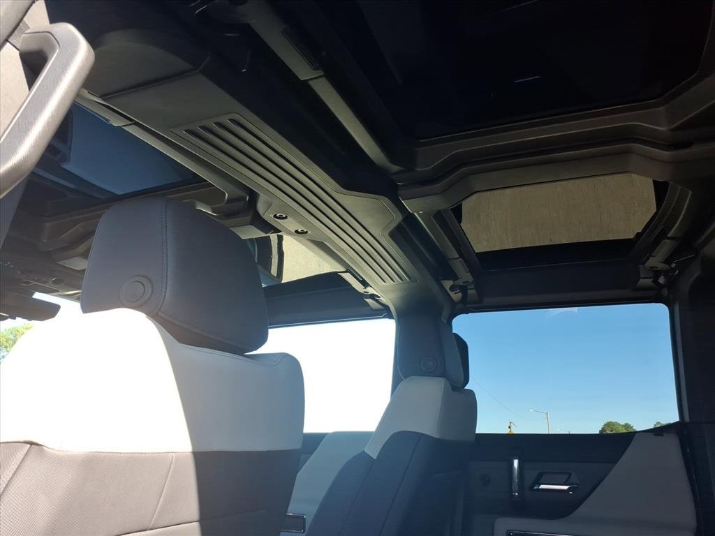 New 2026 GMC Hummer EV SUV AWD/4WD image 15