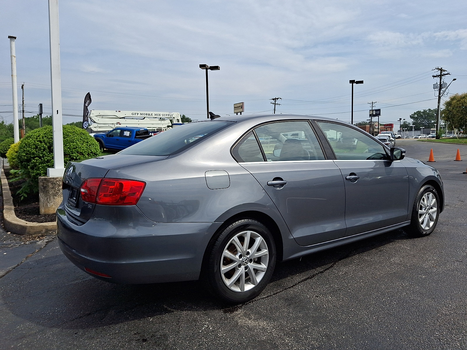 Used 2014 Volkswagen Jetta SE FWD image 6