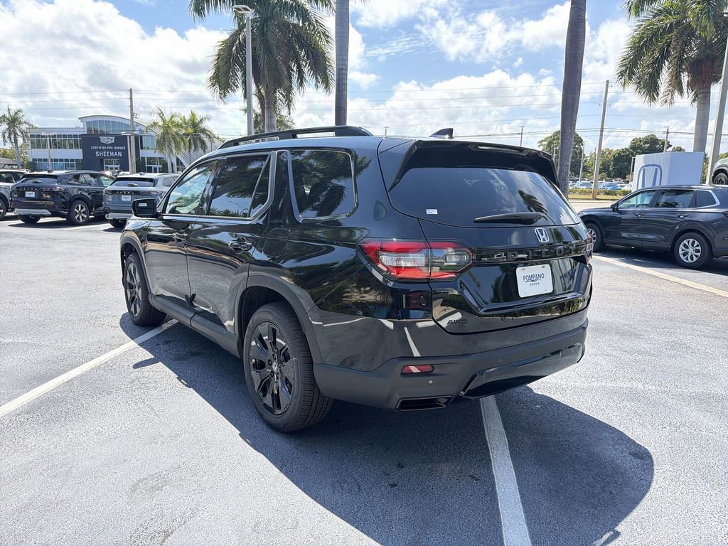 New 2026 Honda Pilot Black Edition image 6