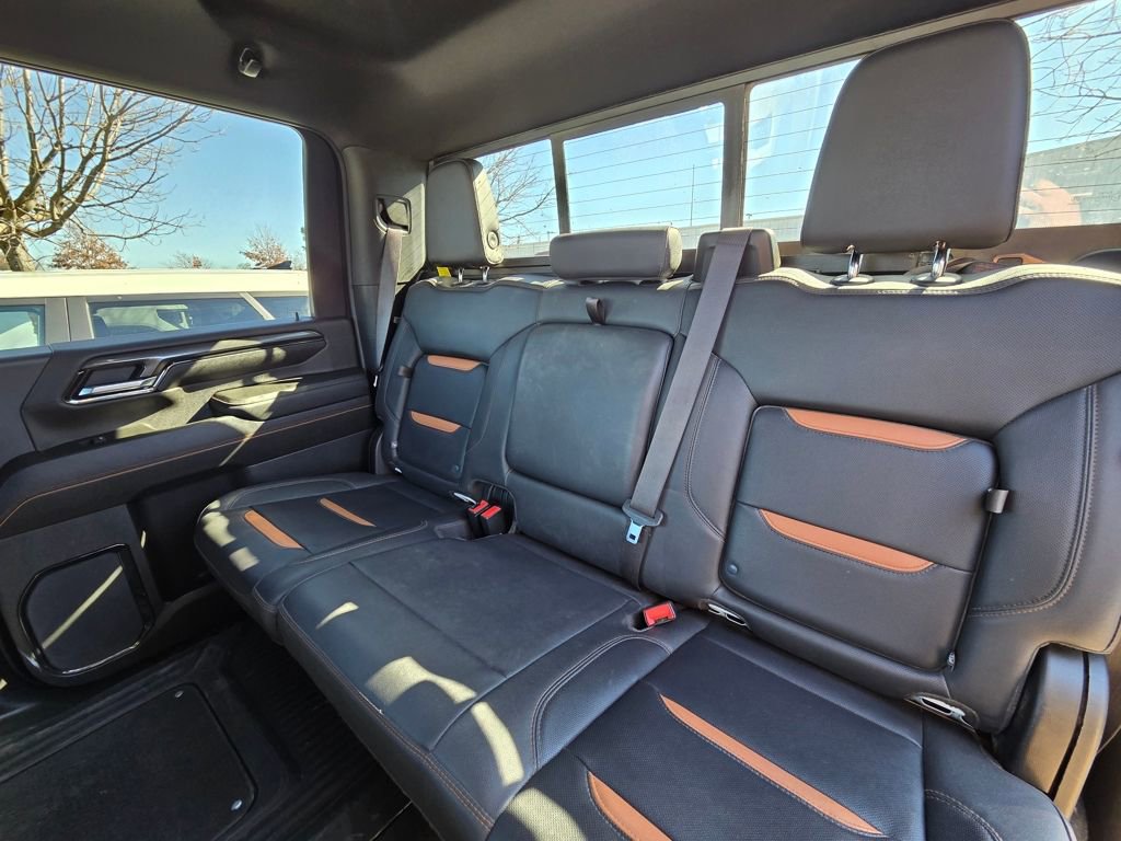 Used 2024 GMC Sierra 2500 AT4 w/ Technology Package AWD/4WD image 24