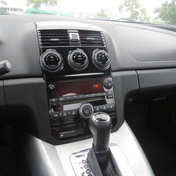 Used 2008 Saturn Sky RWD image 15