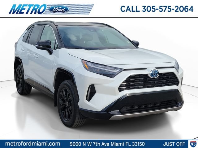 Used 2024 Toyota RAV4 XSE AWD/4WD image 1
