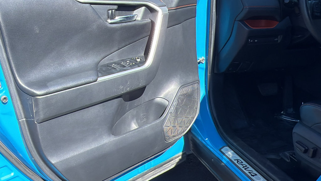 Used 2019 Toyota RAV4 Adventure AWD/4WD image 23