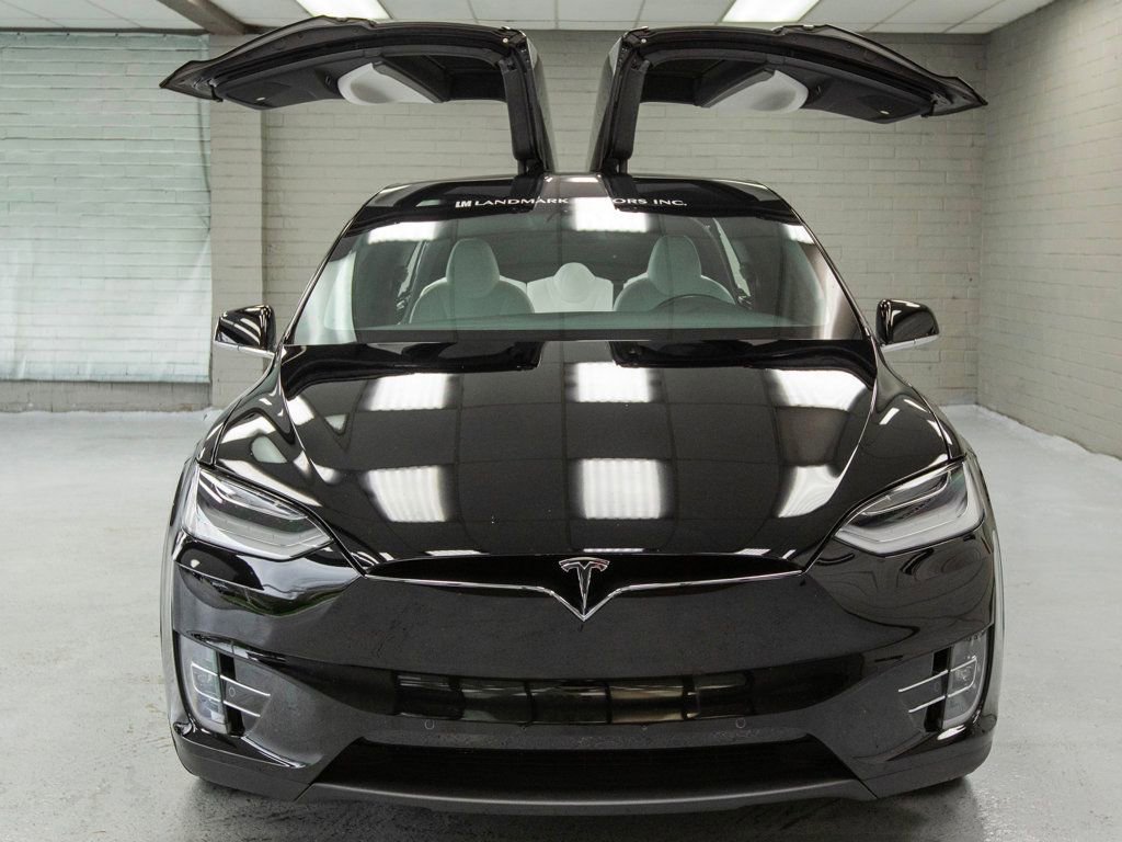 Used 2020 Tesla Model X Long Range AWD image 8