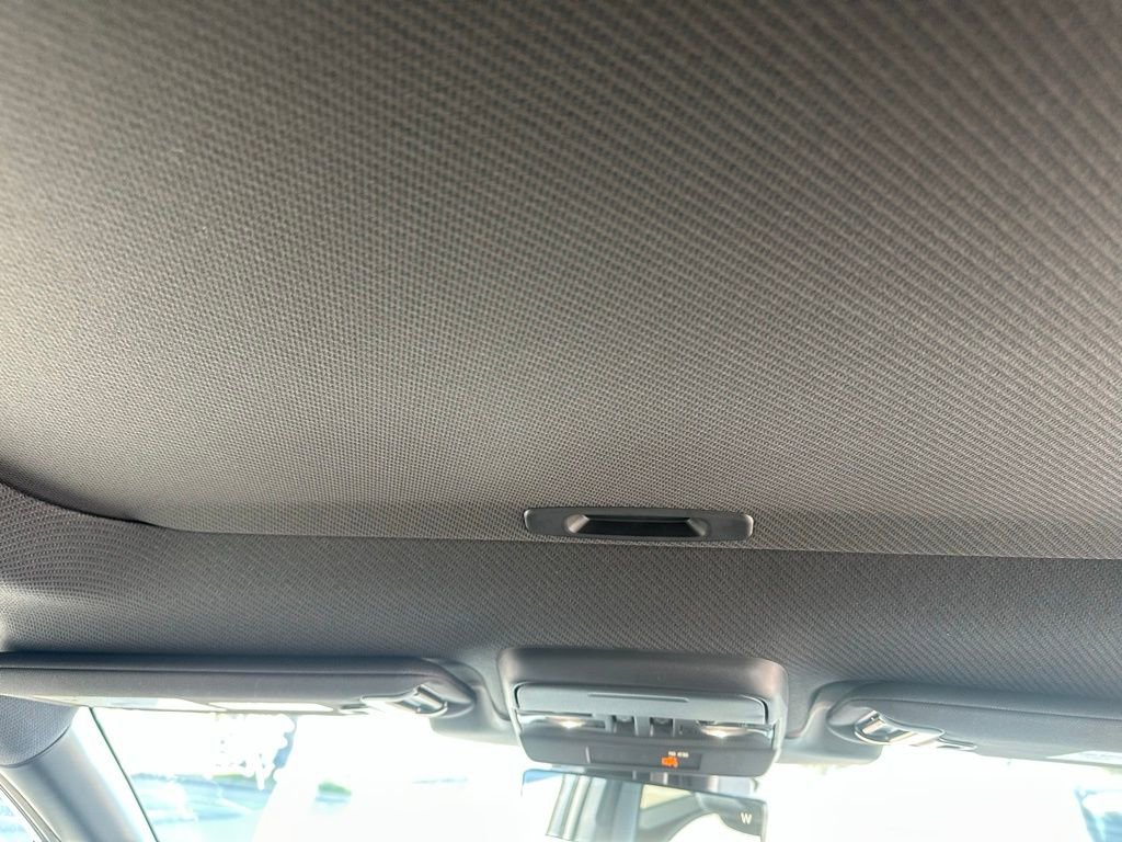 Used 2026 Subaru Outback Touring XT w/ Touring Package image 21