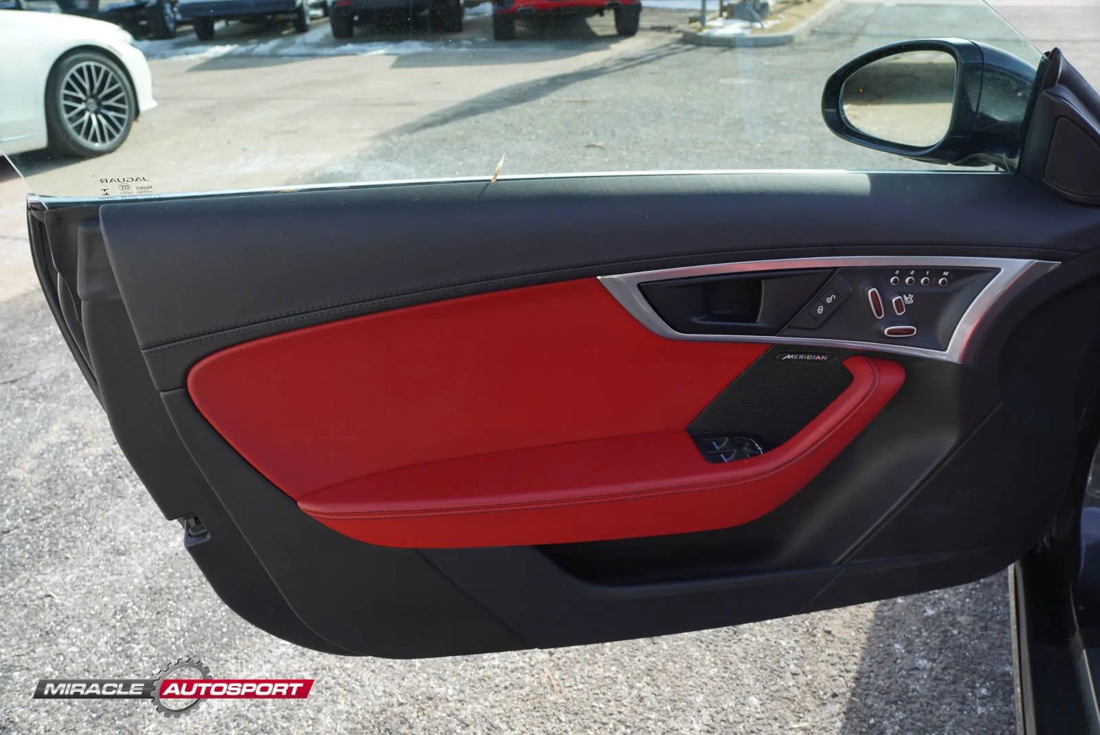 Used 2018 Jaguar F-TYPE R-Dynamic AWD/4WD image 16