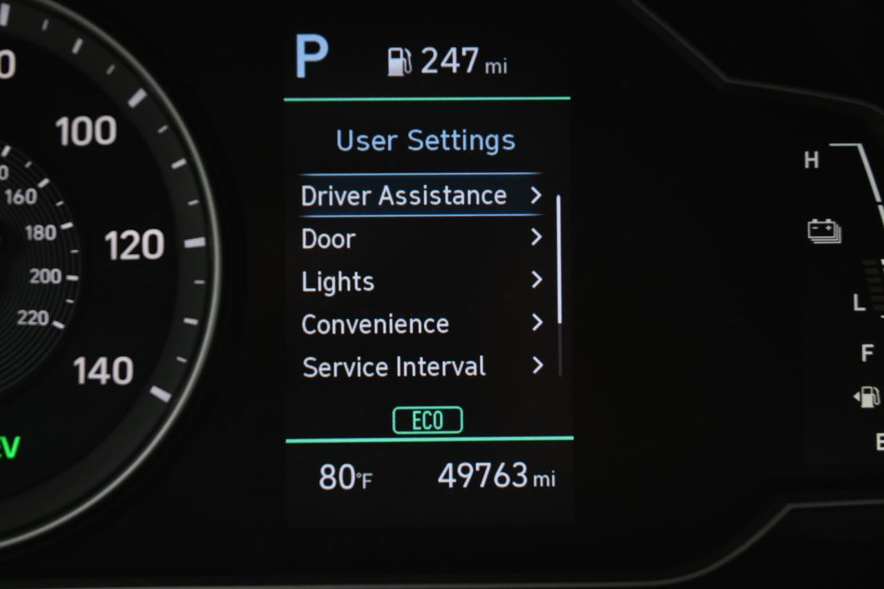 Used 2020 Hyundai Ioniq Blue FWD image 26