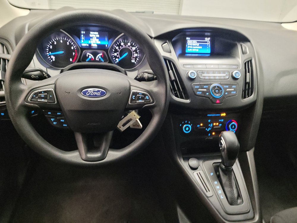 Used 2018 Ford Focus SE FWD image 22